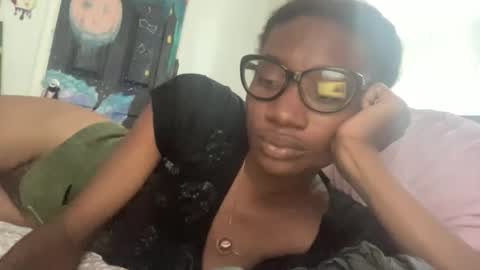 Snapshot of kawaiistrfkr chatting on October 2025 07:47:01 PM kawaiistrfkr online show from October 2025 07:47:01 PM