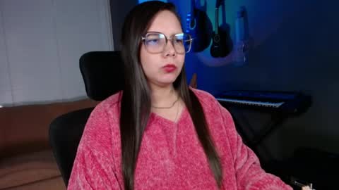 Snapshot of kay_avrill chatting on April 2026 08:06:01 PM Kay online show from April 2026 08:06:01 PM