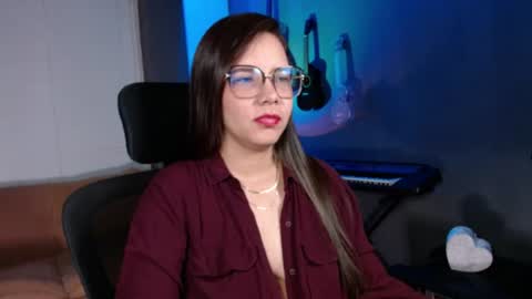 Kay online show from June 2026 08:30:02 PM
