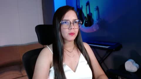 Kay online show from July 2026 01:25:02 AM