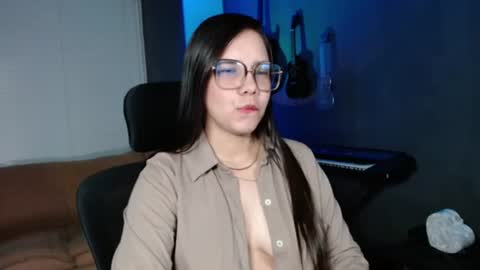 Kay online show from July 2026 08:45:02 PM