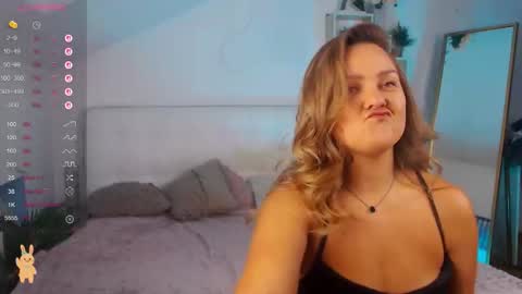 Kaya online show from October 2025 10:19:01 PM