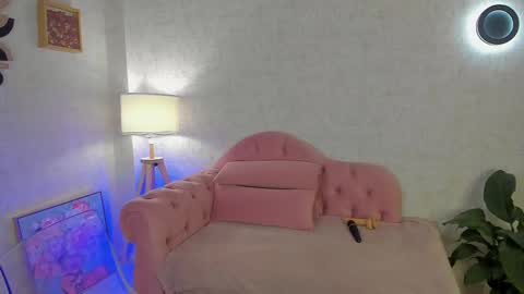 Snapshot of kaya_sins chatting on October 2025 04:11:01 AM Kaya online show from October 2025 04:11:01 AM