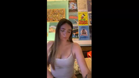 Kay online show from April 2026 01:10:01 AM