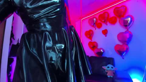 Snapshot of kayilyn chatting on February 2025 11:50:02 AM CAMILA online show from February 2025 11:50:02 AM