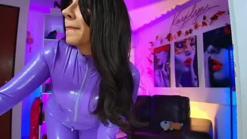 Snapshot of kayilyn chatting on May 2026 11:59:01 AM CAMILA online show from May 2026 11:59:01 AM