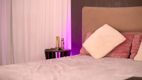 kaylabray online show from February 2025 03:42:01 AM