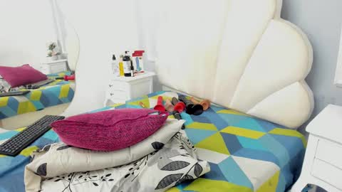 kaylachannell online show from March 2025 02:54:01 AM