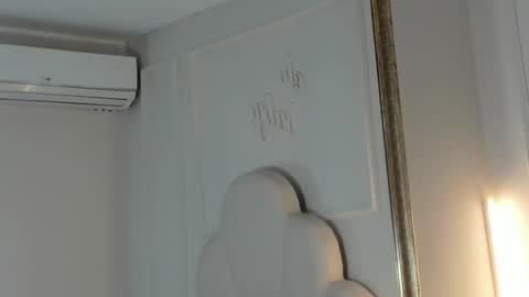 kaylachannell online show from December 2025 02:54:02 AM