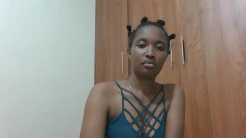 kaylar online show from May 2026 05:20:01 PM