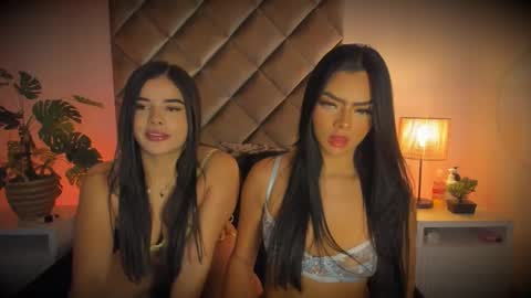 Kayla online show from December 2025 06:59:02 PM