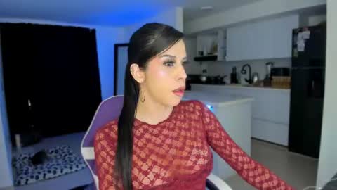 INSTAjohedija online show from July 2026 11:42:02 PM