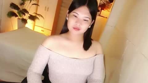 Y O U R        F U T U R E       K A Y L E E  online show from November 2025 06:43:01 PM