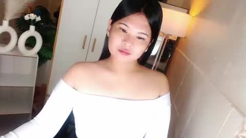 Y O U R        F U T U R E       K A Y L E E  online show from January 2026 09:41:01 PM