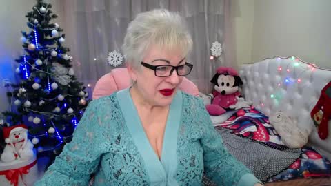 kaylesmoll online show from January 2025 05:30:02 AM