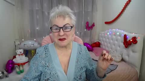 kaylesmoll online show from March 2025 03:43:02 AM