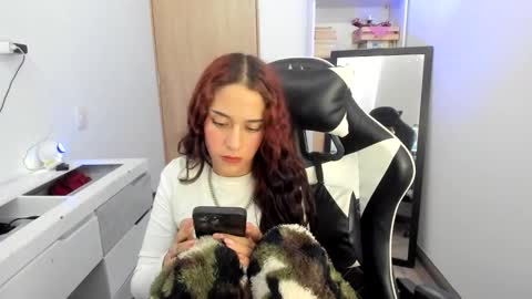 kaylie online show from April 2026 08:57:02 PM