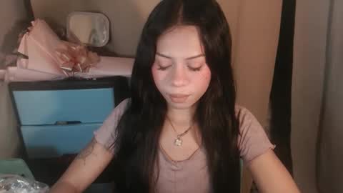 Snapshot of kaymmymalapusan chatting on February 2026 12:40:01 AM kaymmymalapusan online show from February 2026 12:40:01 AM