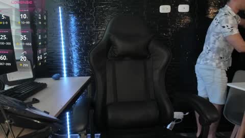 Kayn online show from April 2026 04:23:01 PM