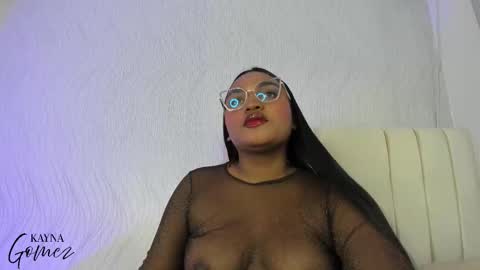Kayna online show from November 2025 07:03:03 PM