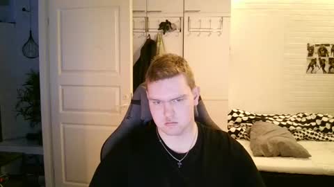 Snapshot of kayttajaviides5 chatting on January 2026 08:30:01 AM Aatu online show from January 2026 08:30:01 AM