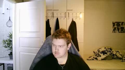 Snapshot of kayttajaviides5 chatting on February 2026 08:35:02 AM Aatu online show from February 2026 08:35:02 AM