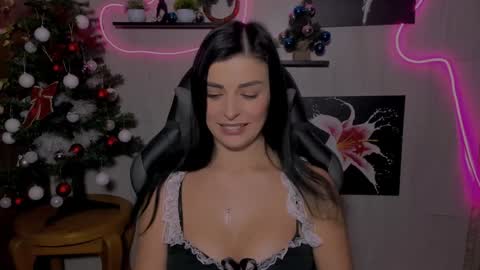 kayworl online show from December 2024 01:17:02 PM