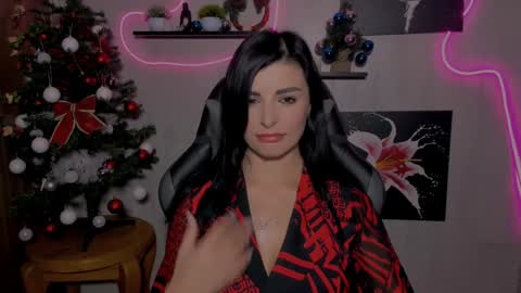 kayworl online show from December 2024 02:16:02 PM