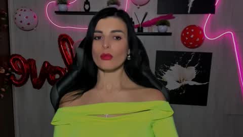 kayworl online show from February 2025 12:25:02 PM