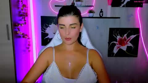 kayworl online show from September 2025 12:51:02 PM