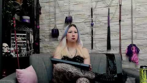 Miss Kazia online show from December 2025 12:48:02 AM