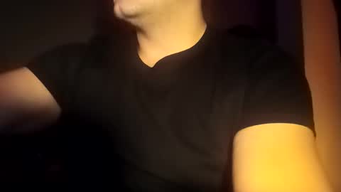 Snapshot of kaziuwichura chatting on October 2025 06:30:01 PM kaziuwichura online show from October 2025 06:30:01 PM