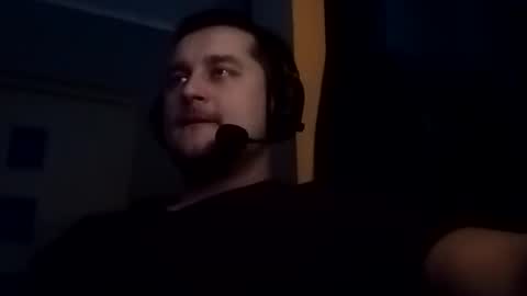 Snapshot of kaziuwichura chatting on January 2026 03:03:02 PM kaziuwichura online show from January 2026 03:03:02 PM