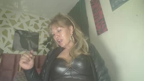 KAZSANDRAH online show from September 2025 04:47:01 AM