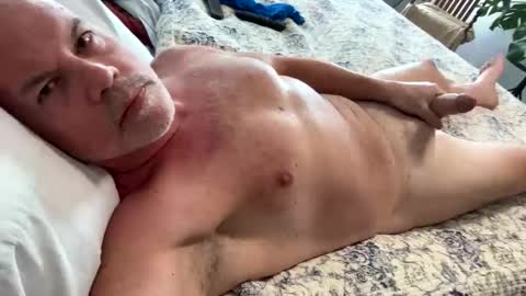 Snapshot of kcdad0001 chatting on February 2026 04:18:01 PM kcdad0001 online show from February 2026 04:18:01 PM