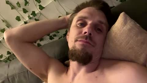 Snapshot of kcdowdy90 chatting on November 2025 03:28:01 AM rowdy6969 online show from November 2025 03:28:01 AM