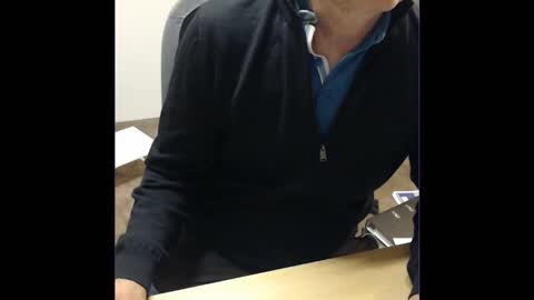 Snapshot of kcirt17225058 chatting on October 2025 09:15:01 PM kcirt17225058 online show from October 2025 09:15:01 PM