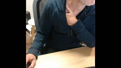 Snapshot of kcirt17225058 chatting on October 2025 04:18:01 PM kcirt17225058 online show from October 2025 04:18:01 PM