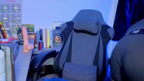 Alfred - INDEPENDIENT MODEL online show from March 2026 07:08:02 AM