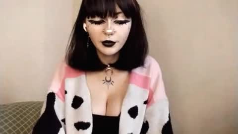 Snapshot of keelyha chatting on February 2026 01:17:01 PM keelyha online show from February 2026 01:17:01 PM