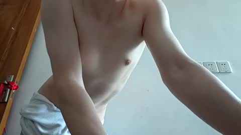 Snapshot of keepitsecret05 chatting on February 2025 02:20:02 AM Eliot online show from February 2025 02:20:02 AM