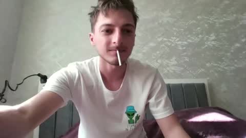 keetherwulf online show from May 2026 12:22:02 PM