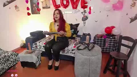 KEILA J online show from February 2026 10:01:02 AM