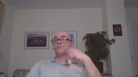 Snapshot of keilie1 chatting on January 2025 09:46:02 PM keilie1 online show from January 2025 09:46:02 PM