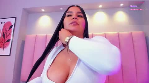 Snapshot of keily_ross1 chatting on February 2025 04:07:02 AM Keily Ross online show from February 2025 04:07:02 AM