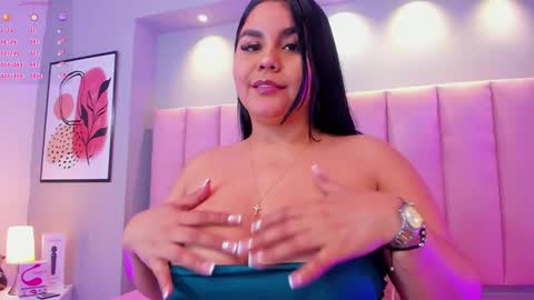 Snapshot of keily_ross1 chatting on March 2025 08:48:01 PM Keily Ross online show from March 2025 08:48:01 PM