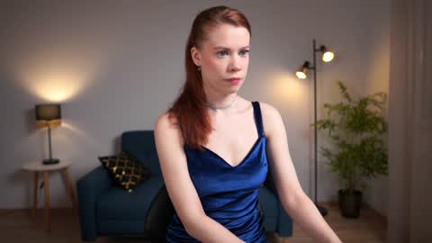keira_knight online show from March 2025 09:35:01 PM
