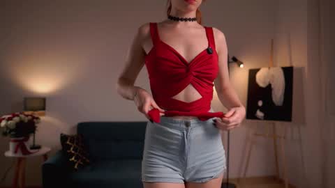 keira_knight online show from November 2025 10:10:02 PM