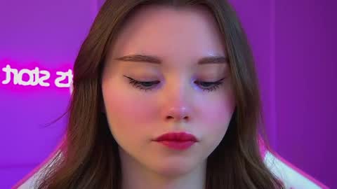 Snapshot of keiraace chatting on May 2026 06:25:01 PM Keira online show from May 2026 06:25:01 PM