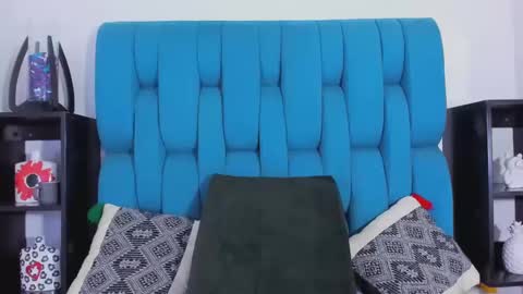   online show from December 2024 12:45:01 PM